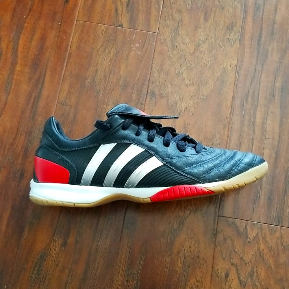 Adidas Indoor soccer shoes size 10